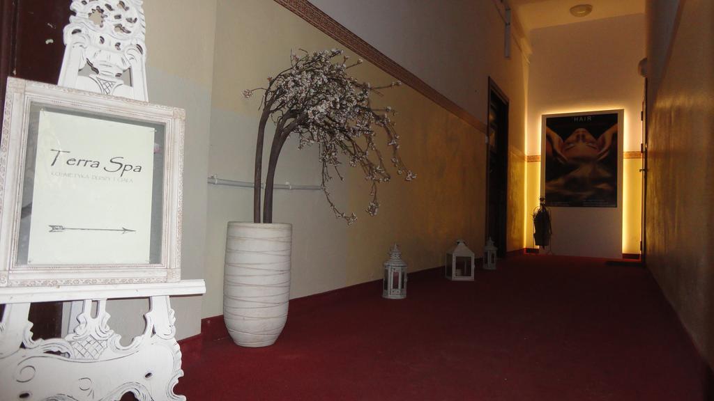 Apartamento Apartament Chmielna 5 Varsovia Habitación foto