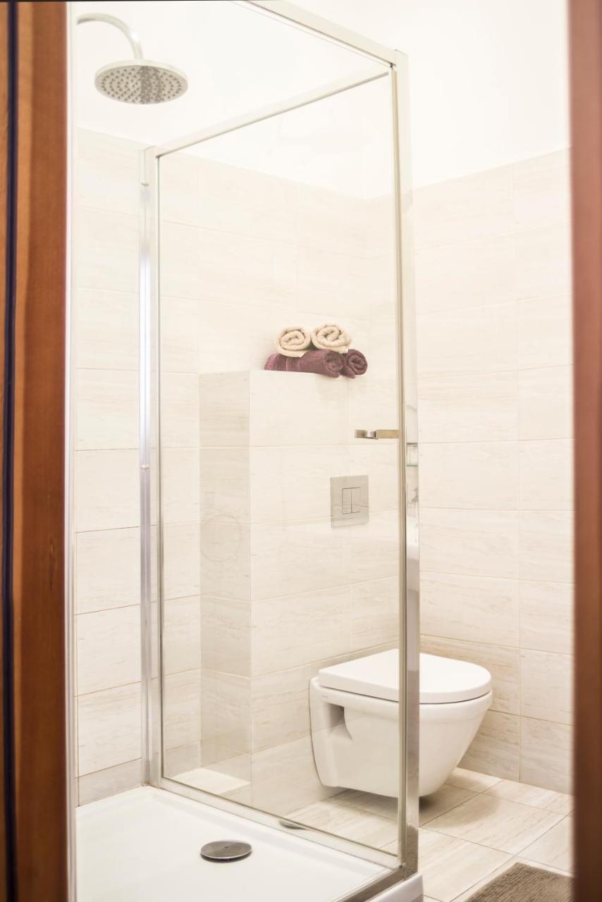 Apartamento Apartament Chmielna 5 Varsovia Exterior foto