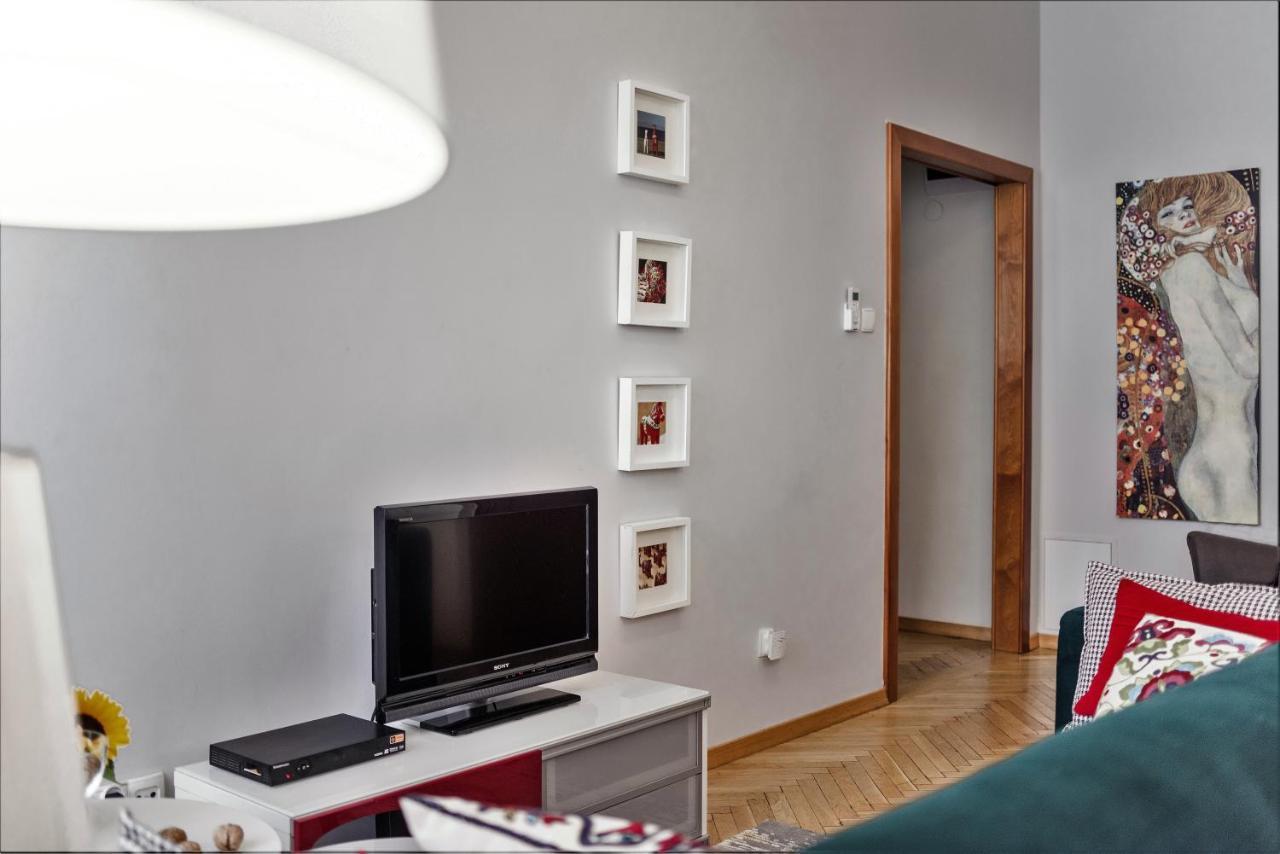 Apartamento Apartament Chmielna 5 Varsovia Exterior foto